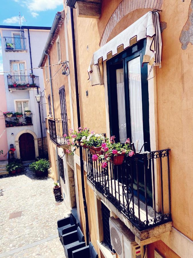 سان لوسيدو Caterina House Nel Borgo Piu Bello D'Italia المظهر الخارجي الصورة